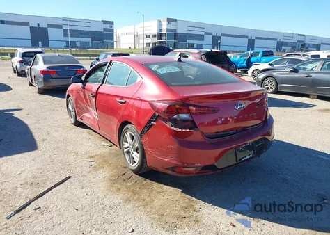 2019 Hyundai Elantra Sel z USA, uszkodzony, nr VIN KMHD84LF9KU743670